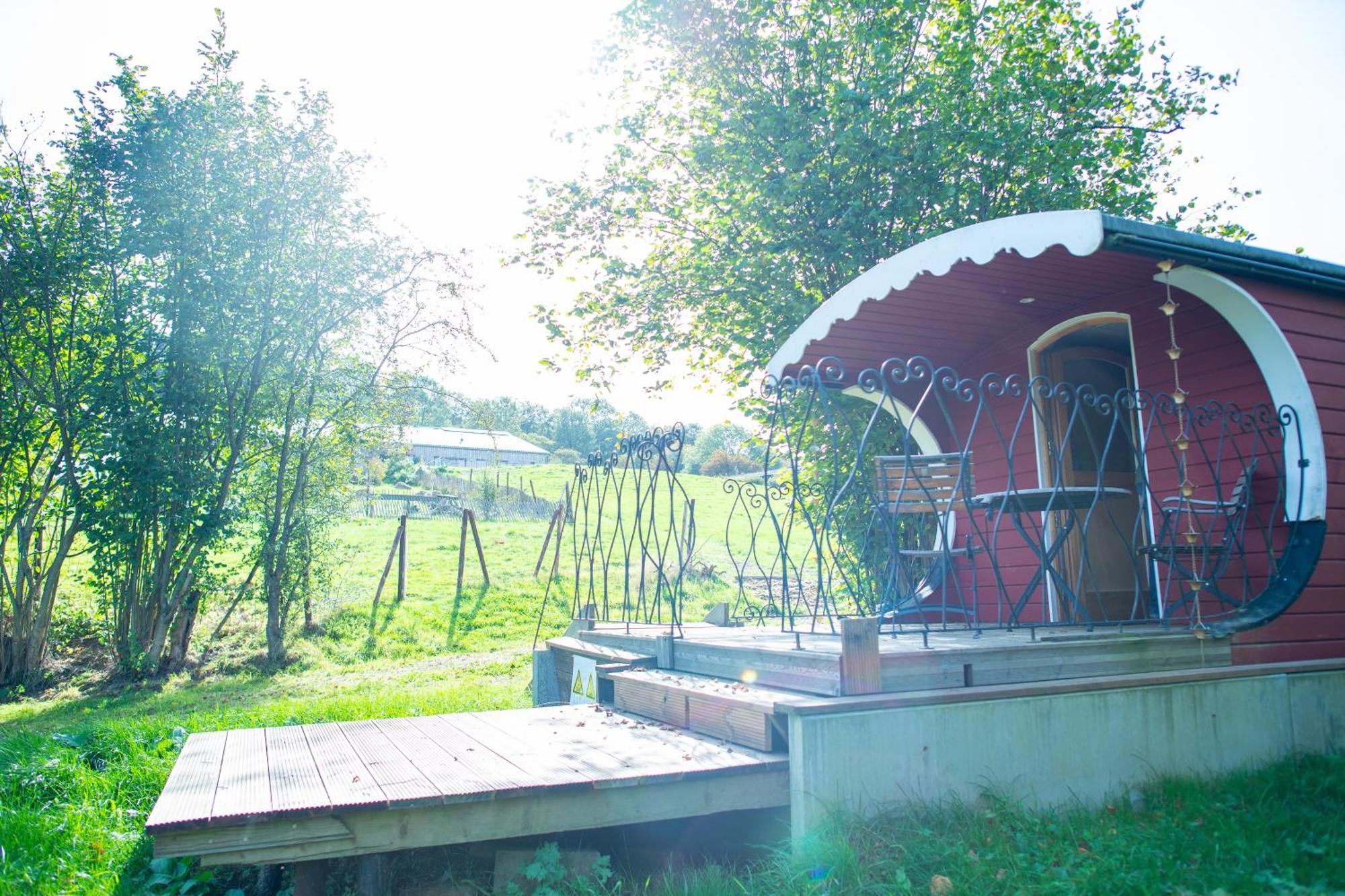 La Tiny House De La Bergerie Villa Lierneux Eksteriør billede