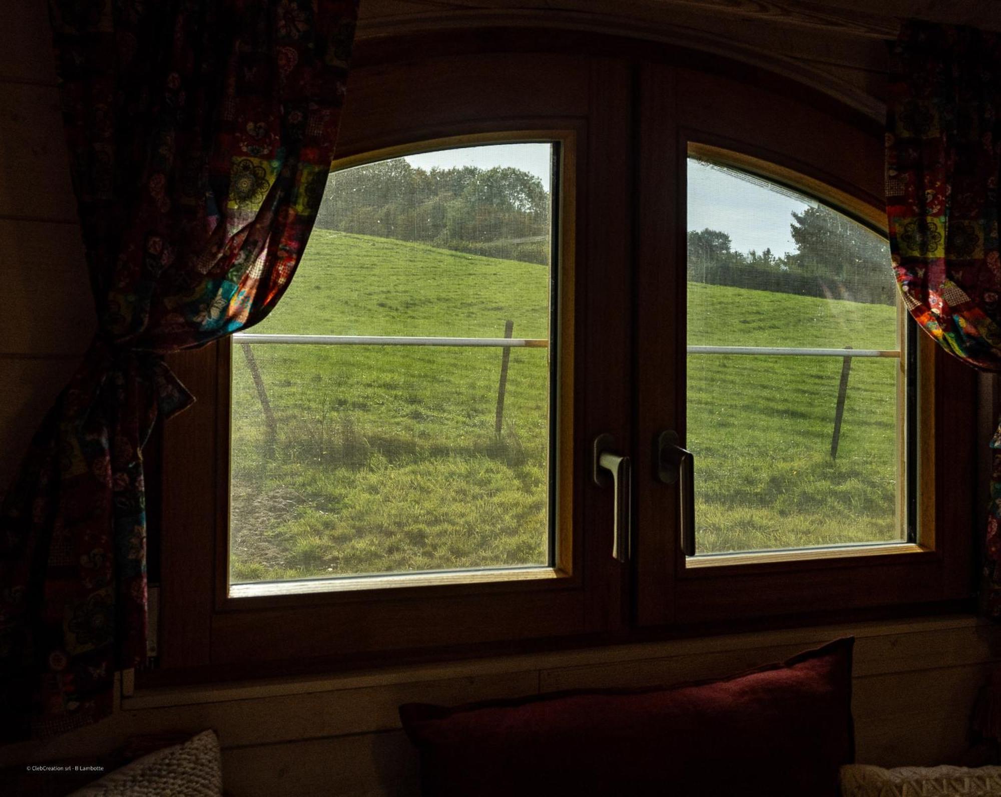 La Tiny House De La Bergerie Villa Lierneux Eksteriør billede